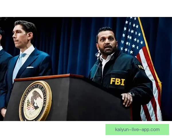 炸裂!Shams称自己或比卢普斯罗齐尔更早获知被捕消息 炸裂!Shams称自己或比卢普斯罗齐尔更早获知被捕消息